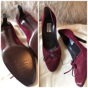 Burgundy suede Italian pump